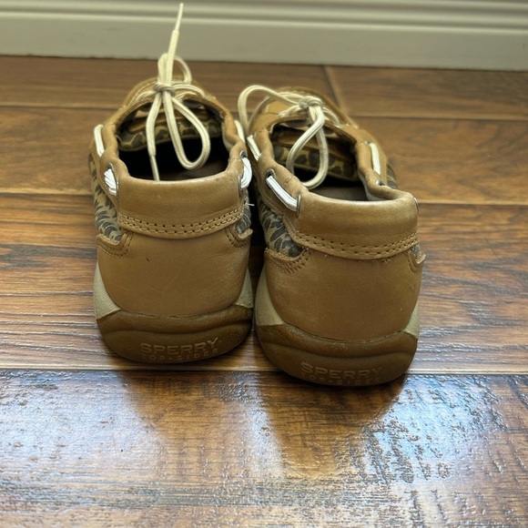 Sperry Tan and White Women's Sandals - Picture 5 of 8